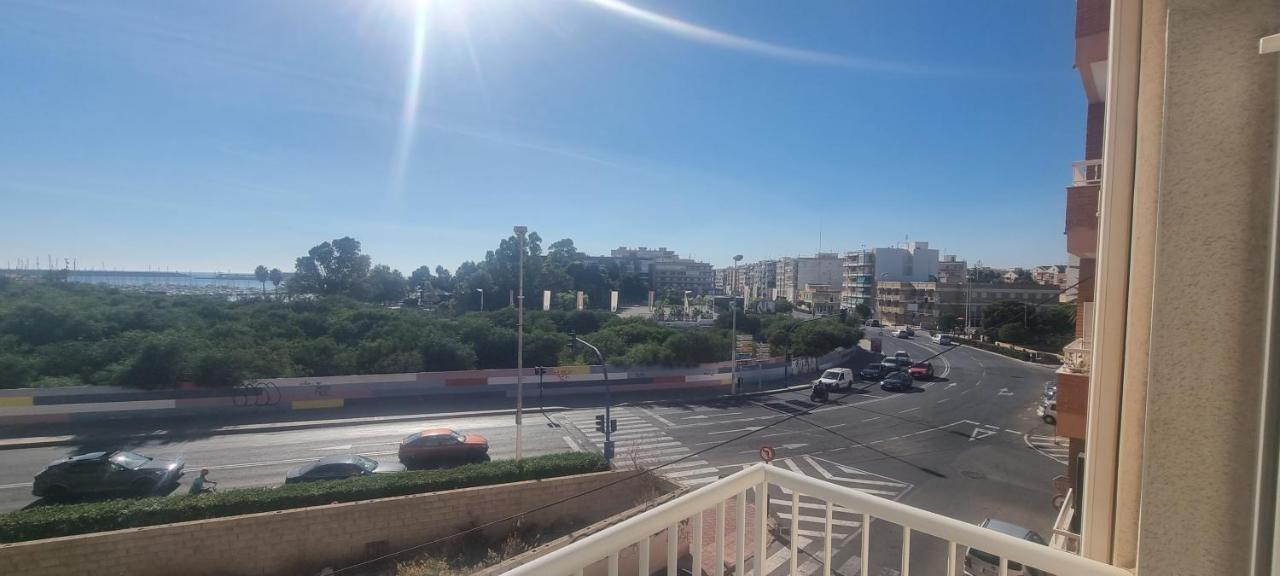 Sea View Torrevieja公寓 外观 照片
